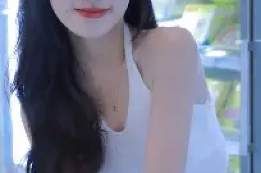 曝4瓜！湖南台女主持爱买高仿、体重反弹、怀四胎沈腾令人意外
